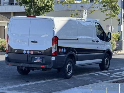 2016 Ford Transit-250 Base