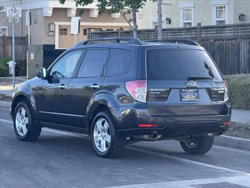 2010 Subaru Forester 2.5 X Limited