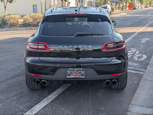 2018 Porsche Macan S