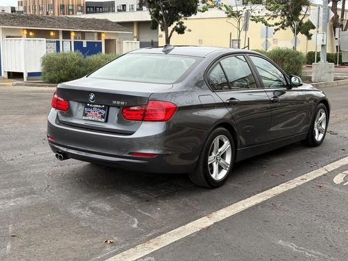 2015 BMW 328 328i