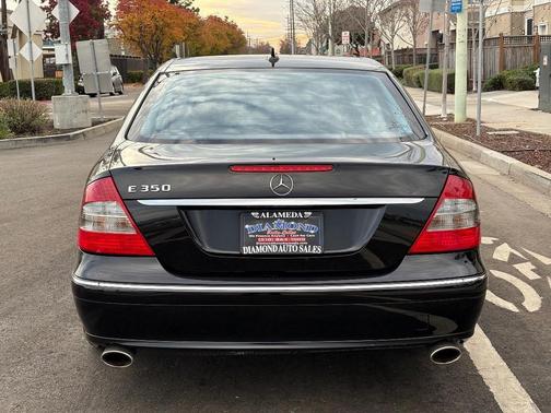2008 Mercedes-Benz E-Class Luxury Sedan