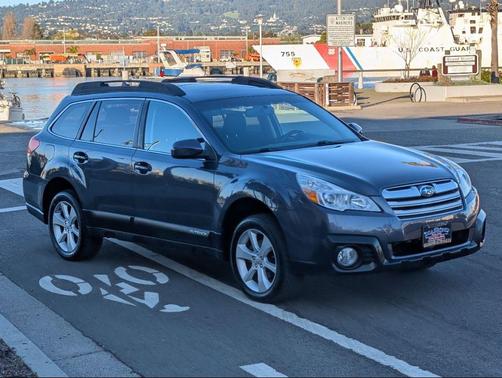 2014 Subaru Outback 2.5i Premium
