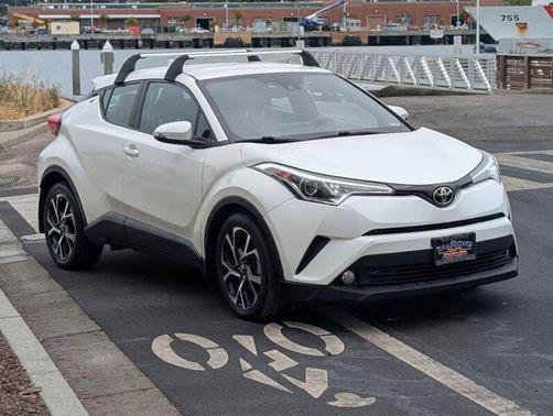 2018 Toyota C-HR XLE Premium