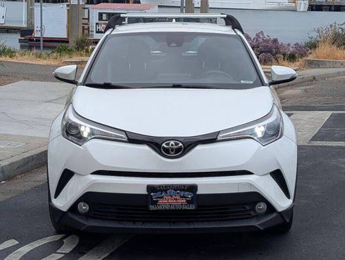 2018 Toyota C-HR XLE Premium