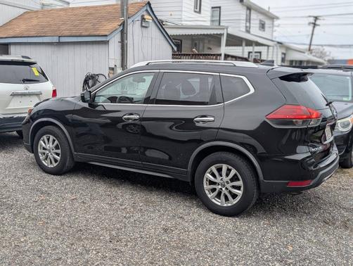 2020 Nissan Rogue SV