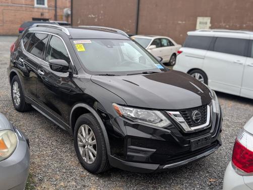 2020 Nissan Rogue SV