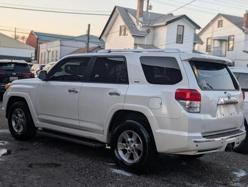 2011 Toyota 4Runner SR5
