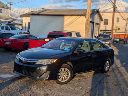 2013 Toyota Camry LE