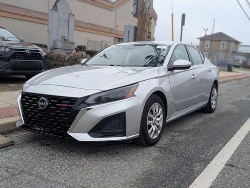 2023 Nissan Altima S FWD