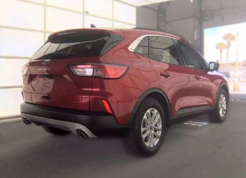Rapid Red Metallic Tinted Clearcoat 2020 Ford Escape SE