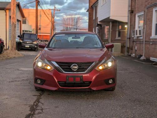2016 Nissan Altima 2.5 SR