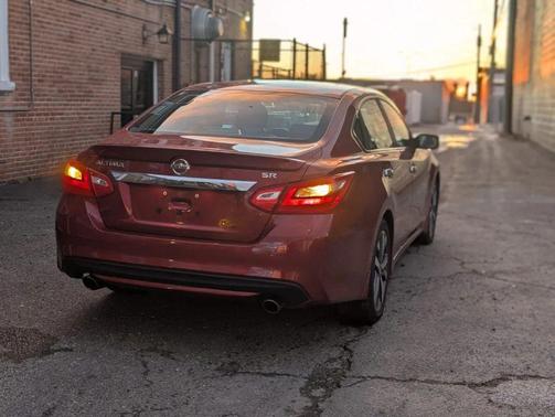 2016 Nissan Altima 2.5 SR