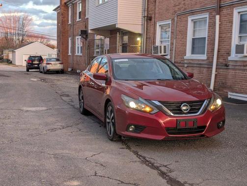 2016 Nissan Altima 2.5 SR