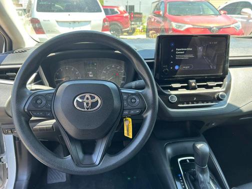 Ice Cap 2025 Toyota Corolla LE