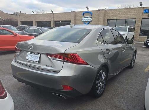 2018 Lexus IS 300 Base