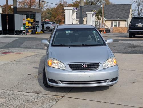 2005 Toyota Corolla LE