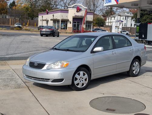 2005 Toyota Corolla LE