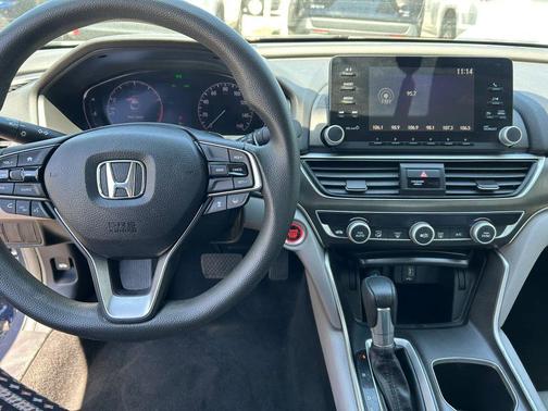 Obsidian Blue Pearl 2019 Honda Accord LX
