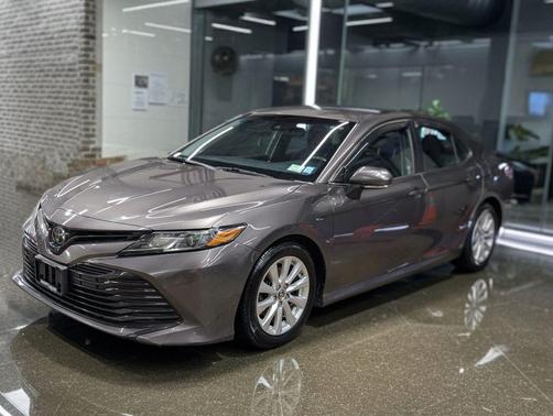 2018 Toyota Camry LE
