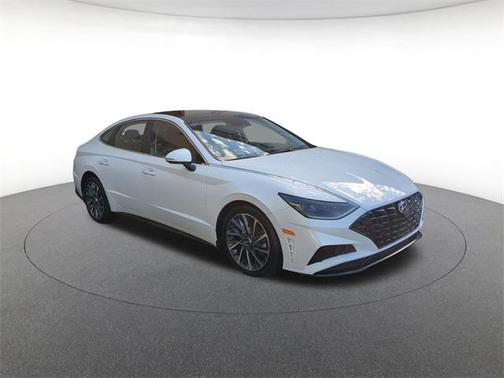 2022 Hyundai SONATA Limited