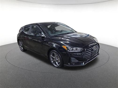 2020 Hyundai Veloster 2
