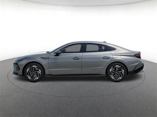 2026 Hyundai SONATA SEL