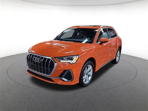 2024 Audi Q3 Premium 45 TFSI S line quattro Tiptronic