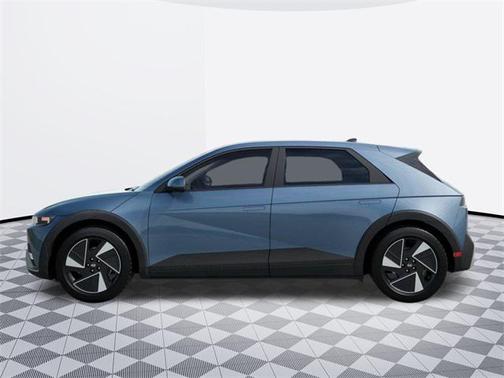 2025 Hyundai IONIQ 5 SE