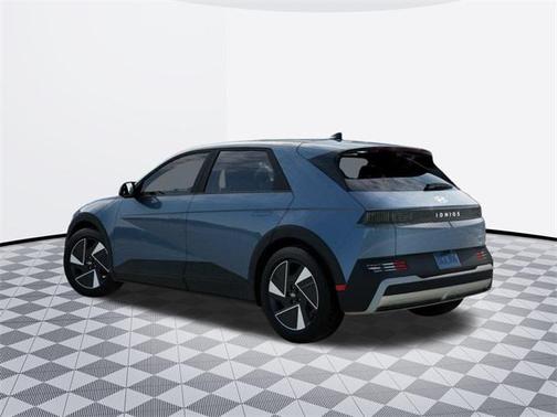 2025 Hyundai IONIQ 5 SE