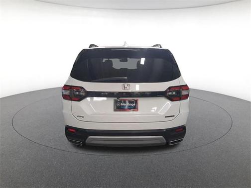 2024 Honda Pilot Touring 8-Passenger