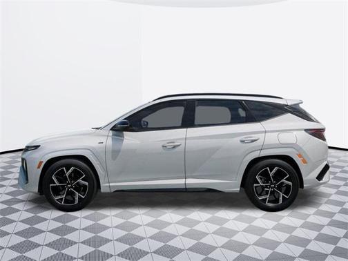 2025 Hyundai TUCSON Hybrid N Line