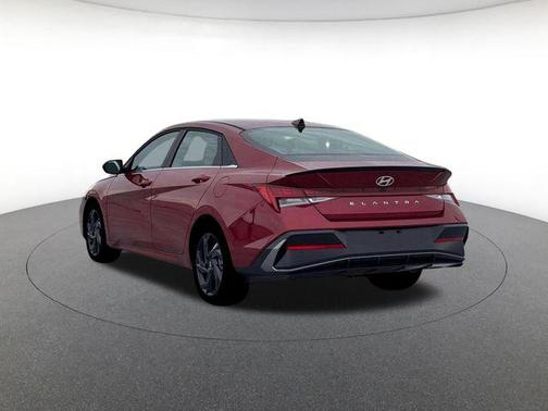 2026 Hyundai ELANTRA Sport