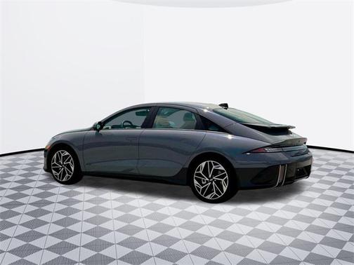 2025 Hyundai IONIQ 6 SEL