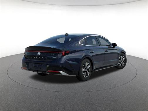 2026 Hyundai SONATA Hybrid Base