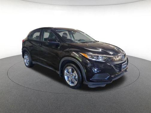 Crystal Black Pearl 2022 Honda HR-V LX