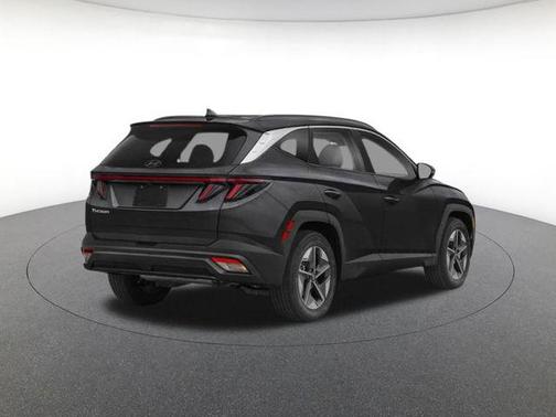 Phantom Black 2026 Hyundai TUCSON SEL Premium