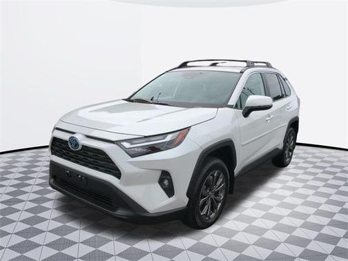 2024 Toyota RAV4 Hybrid XLE Premium