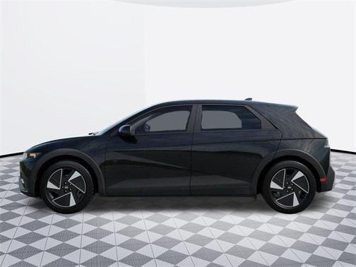 2025 Hyundai IONIQ 5 SE
