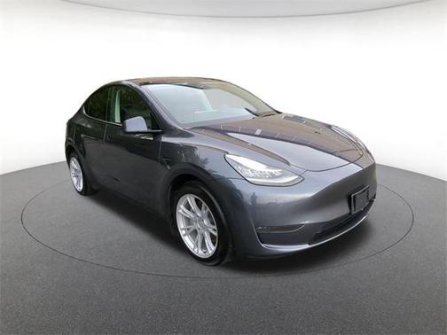 2022 Tesla Model Y Long Range Dual Motor All-Wheel Drive