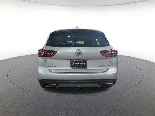 2018 Buick Regal TourX Essence