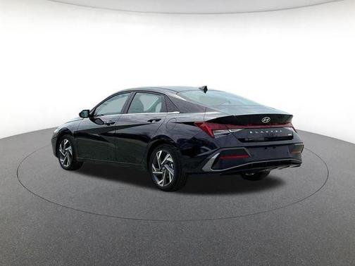Abyss Black 2025 Hyundai ELANTRA HEV Limited