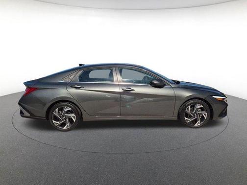 Amazon Gray 2024 Hyundai ELANTRA SEL