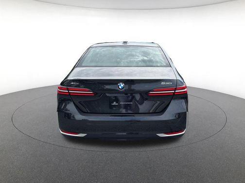 Dark Graphite 2026 BMW 530 xDrive