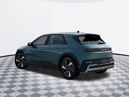 2025 Hyundai IONIQ 5 SE
