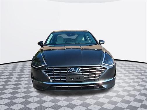 2023 Hyundai SONATA Hybrid SE