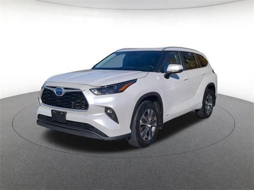 2023 Toyota Highlander Hybrid XLE