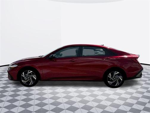 2025 Hyundai ELANTRA Sport