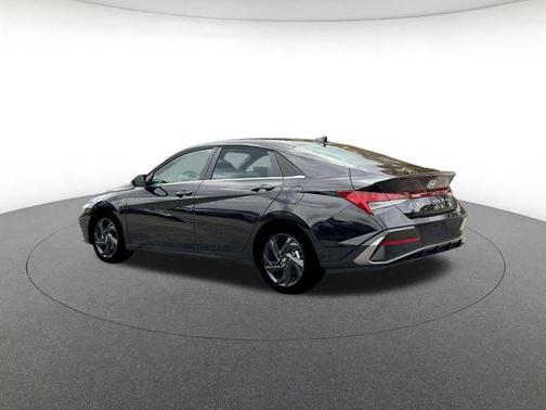 2026 Hyundai ELANTRA Sport