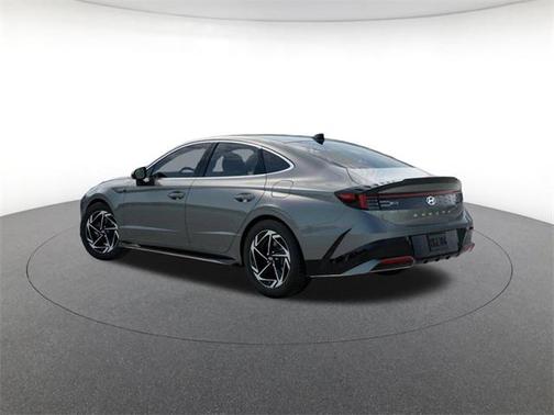 2026 Hyundai SONATA SEL