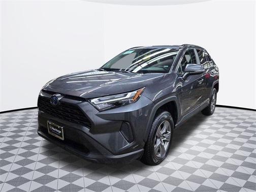 2024 Toyota RAV4 Hybrid XLE